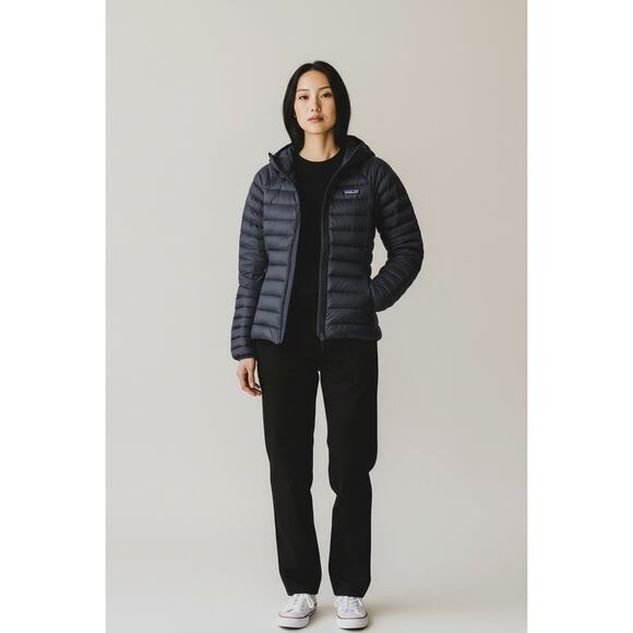Patagonia Women's Down Sweater Hoody Down jacket Navy Blue Size XXS NWOT